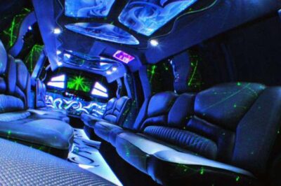 Navigating Prom 2024 Top Limousine Etiquette Tips